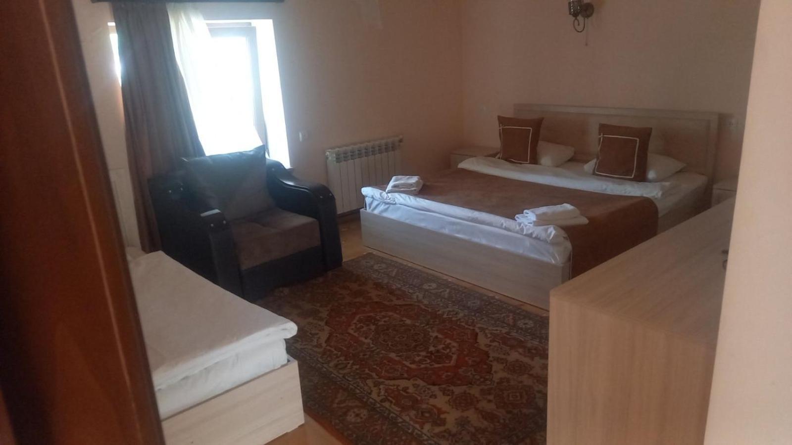 Rubin Hotel Goris Exterior foto
